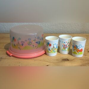 Vintage 1980 Tupperware Mini-Party cake container and cups